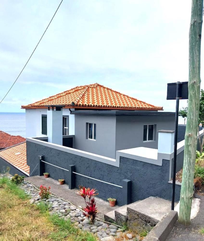 Dom wakacyjny Bluehouse Paradise Right By The Sea São Vicente